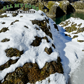 snowy rocks in clackamas, oregon